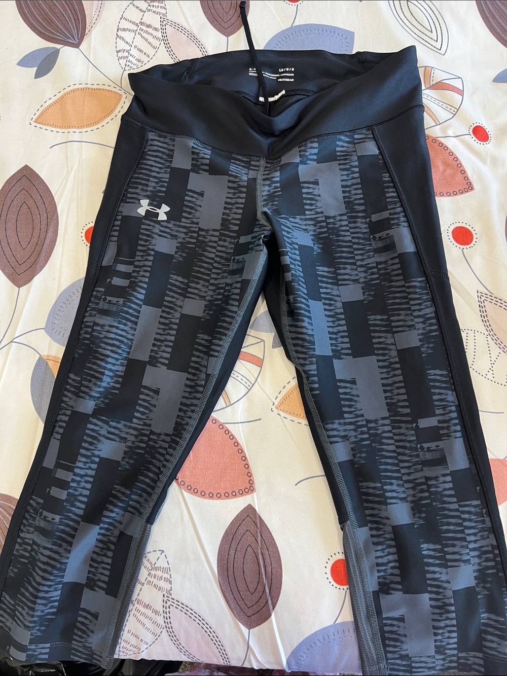 Under Armour Black and Gray Girls' Patterned Performance Leggings
